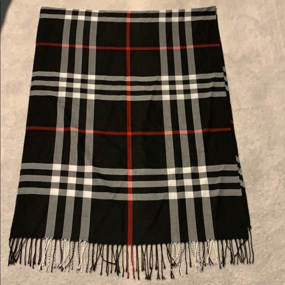 SCARF🧣 - Picture 2 of 2